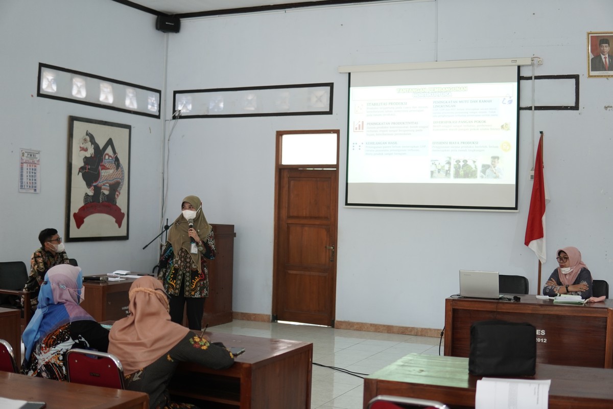 Dukung Program Mandiri Pangan, DPKP DIY Selenggarakan Sekolah Lapang Hortikultura di Sendangsari