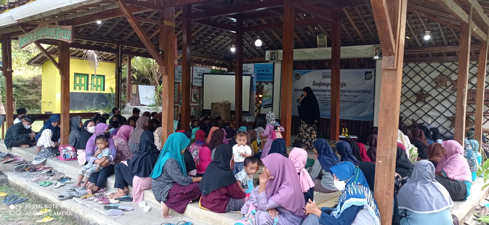Ratusan Santriwan Santriwati Padukuhan Kroco ikuti Mendongeng Bersama Yayasan Padi Sinau Bareng 